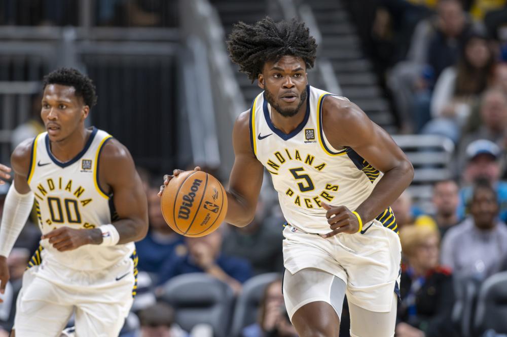 凭借多年深 凭借多年深