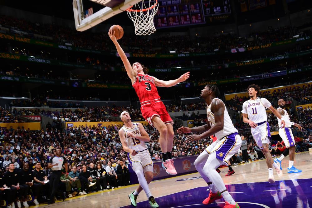 意媒：尤文想签奥斯梅恩代替DV9，并用租借+强制买断留下穆阿尼.